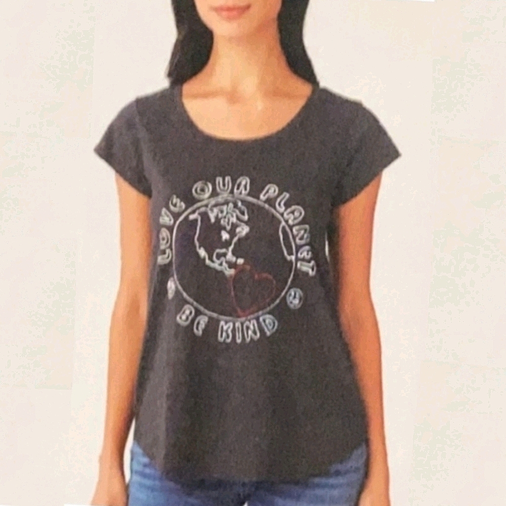 LUCKY BRAND Love Our Planet Be Kind ☮ Printed Graphic Tee